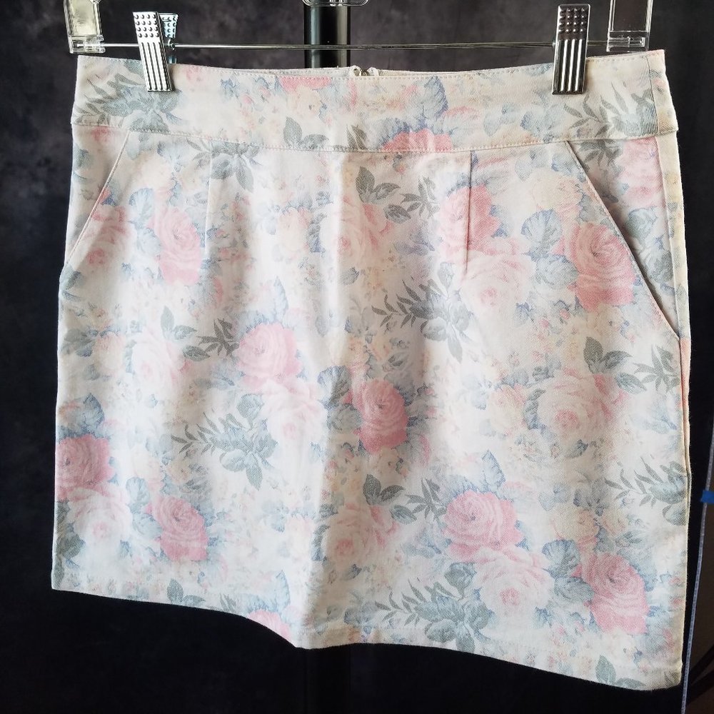 White Floral Mini Skirt